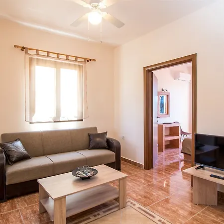 Casa Artemida Hotel 3*